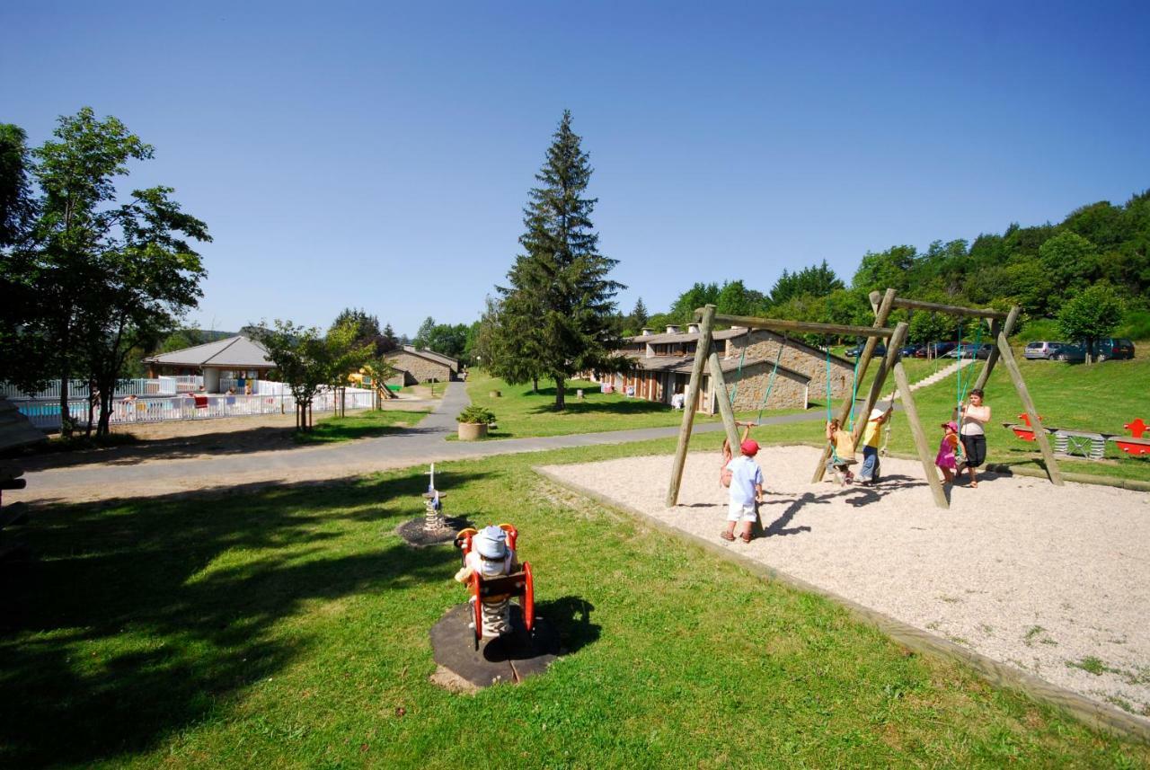 Vvf Haute Loire Saint-Julien-Chapteuil Екстер'єр фото